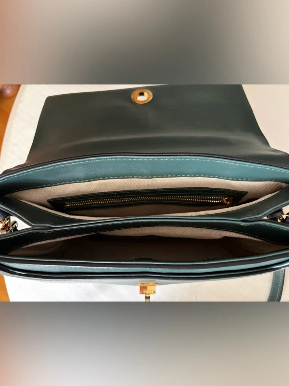 VNTG Escada Green Leather Top-Handle Shoulder Strap Bag Gold Hardware Italy 🇮🇹